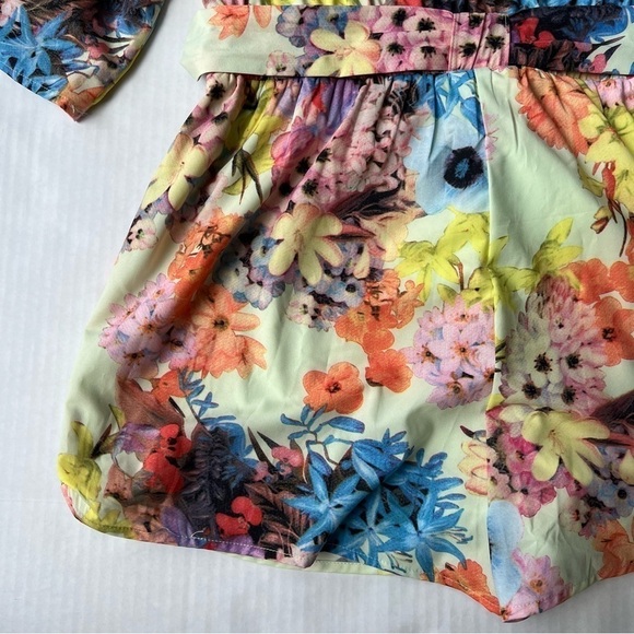 Gianni Bini floral Erynn Romper foam bouquet v neck waist tie size large - Picture 8 of 16